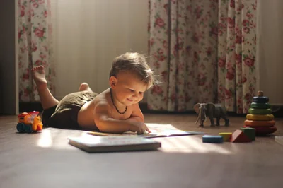Instaurer une routine de sommeil efficace pour les tout-petits en 2026 : nos astuces