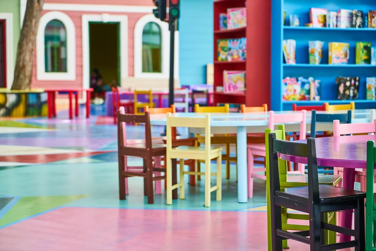 Préparer son enfant à l'entrée à l'école maternelle : conseils clés pour 2026